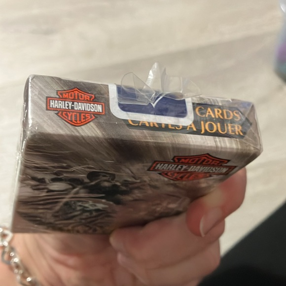 Harley Davidson playing cards. New in package. - Picture 3 of 4